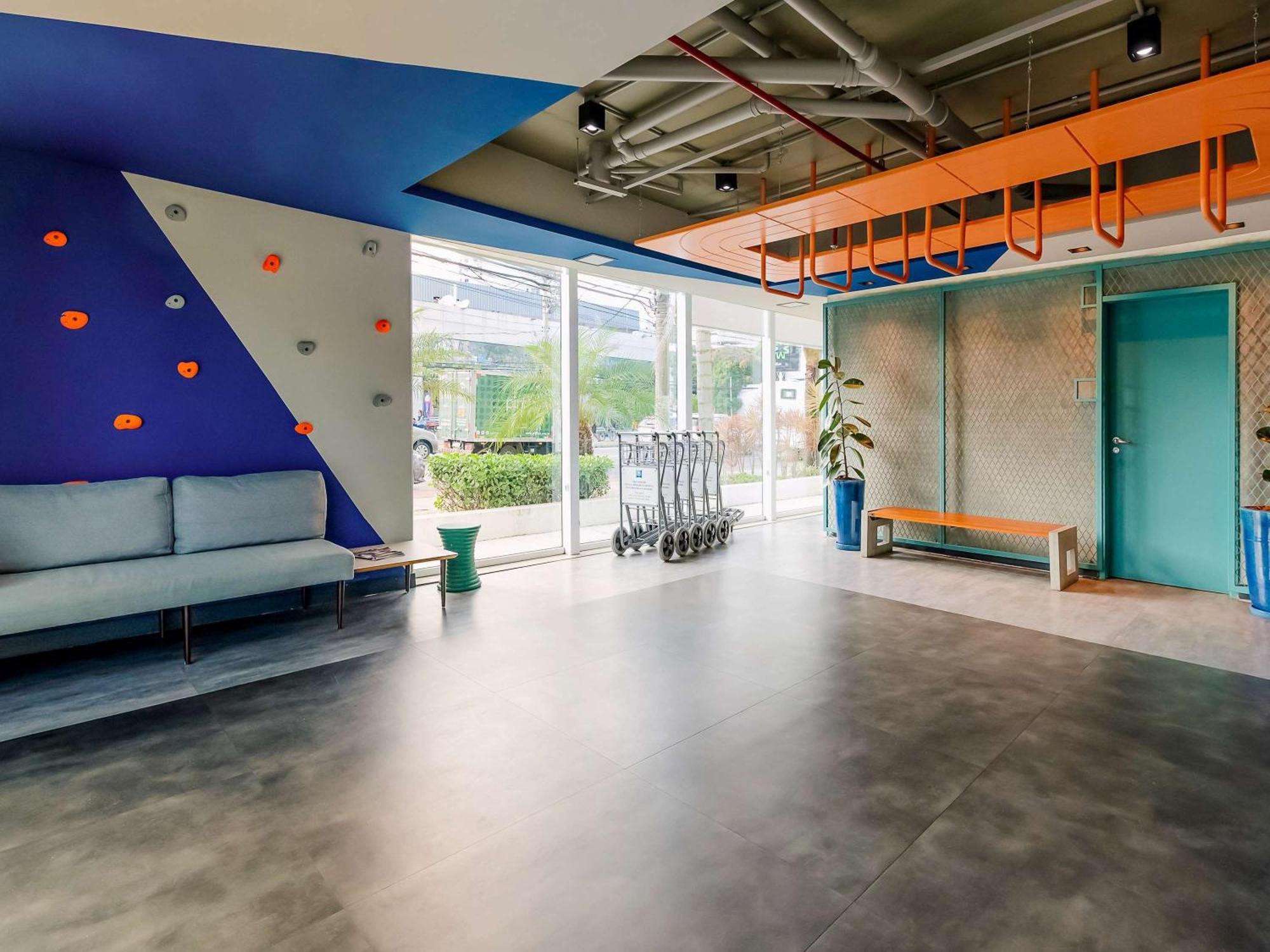 Ibis Budget 2* Vitória